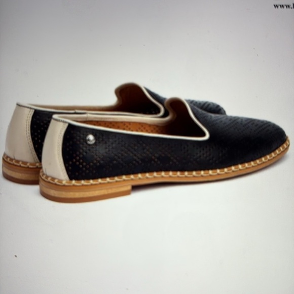 EUC Pikolinos Merida Black Leather Loafers EU 40 - Picture 2 of 10